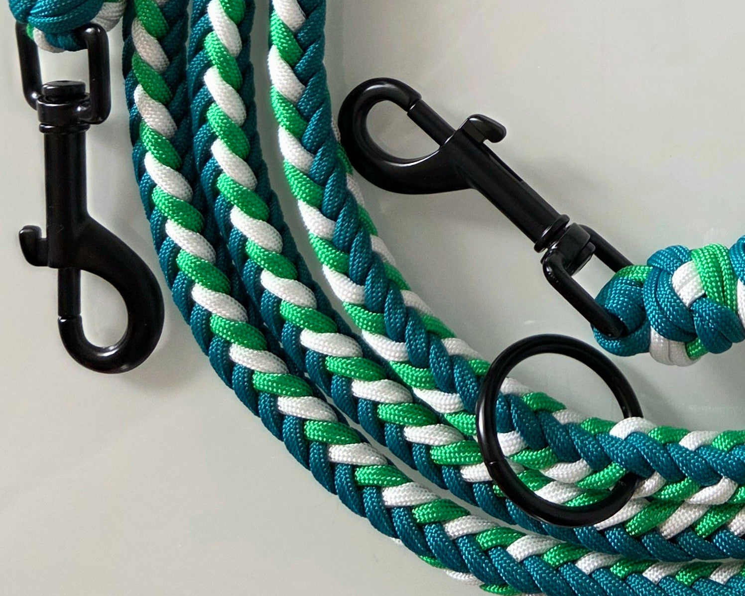 Green Eclipse | Herringbone | Mit Rand