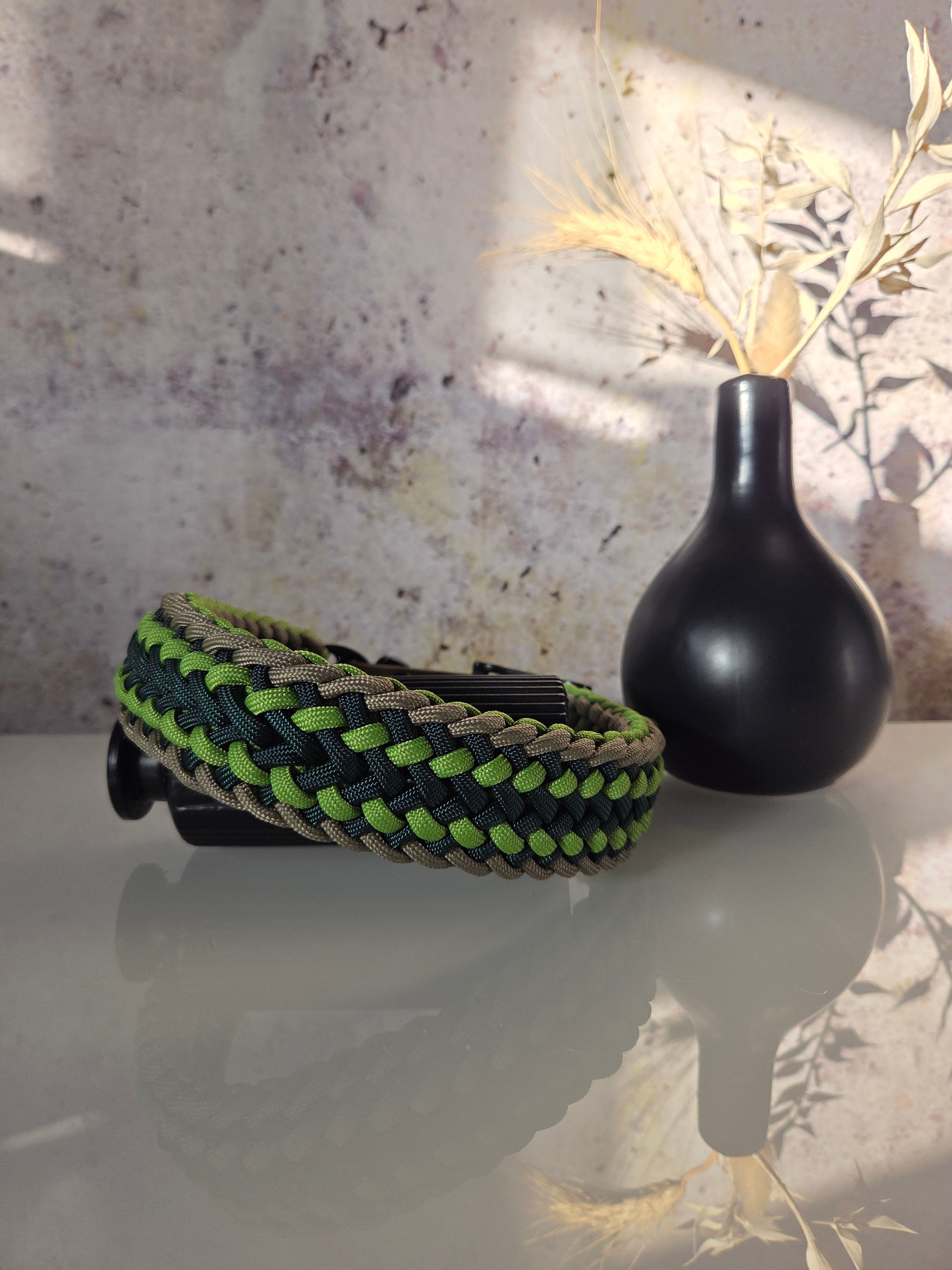 Olive Noir | Honey Bee
