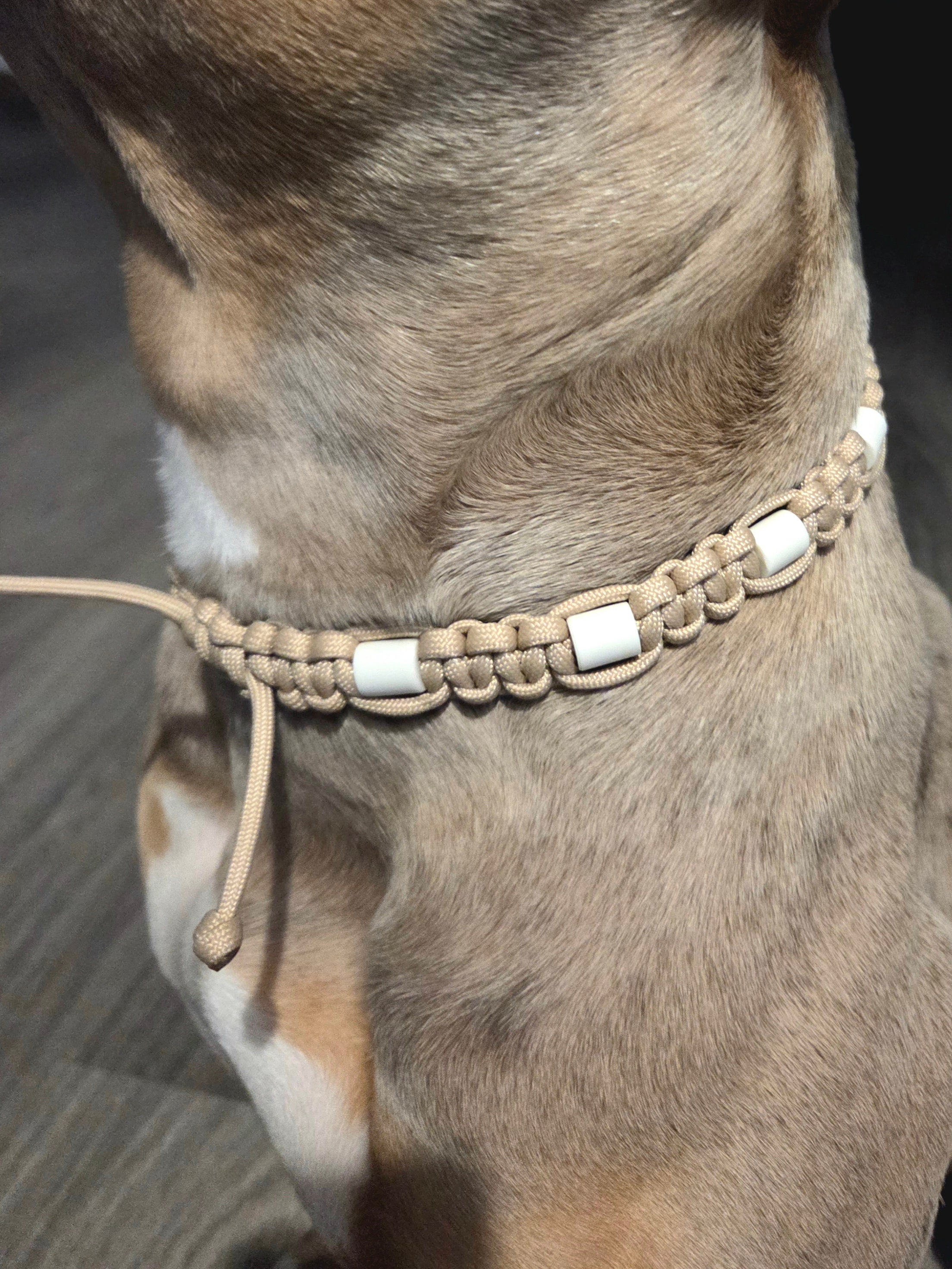 Paracord Halsband mit EM Keramik Pipes | Halskette